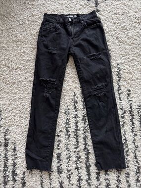 Pop Man size 28 Black Distressed Women’s Jeans